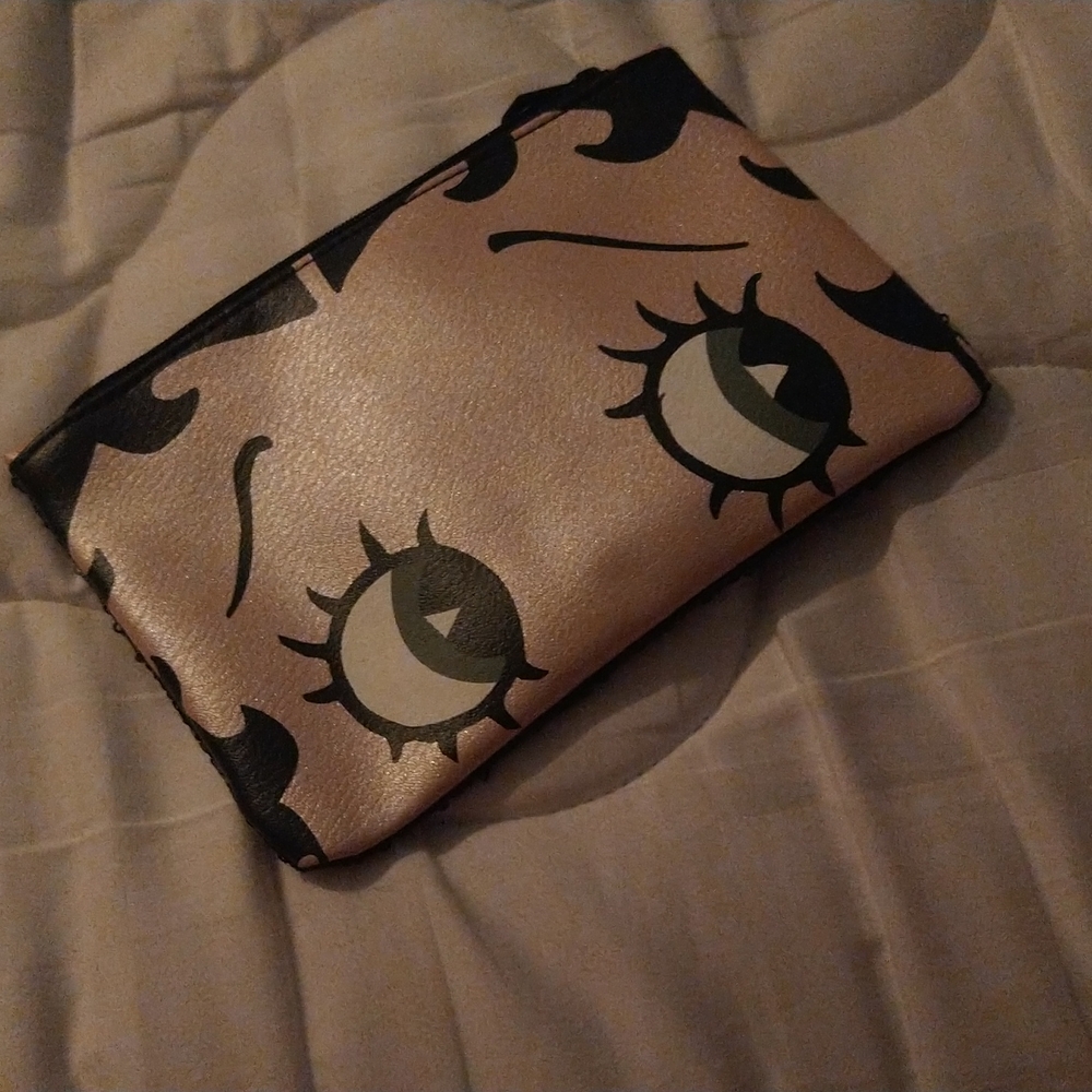 Hand bag